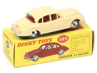 Lot 254 - DINKY TOYS (GB) (1)
