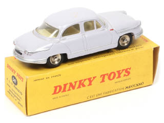 Lot 167 - DINKY TOYS (FRANCE) (1)