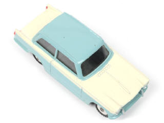 Lot 269 - DINKY TOYS (GB) (2)