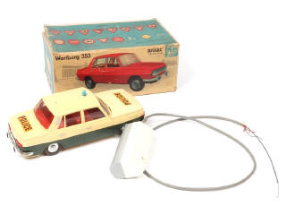 Lot 32 - ANKER SPIELZEUG (ALLEMAGNE) (1)