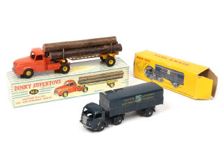 Lot 200 - DINKY TOYS (FRANCE) (2)