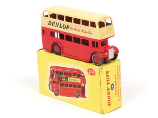 Lot 256 - DINKY TOYS (GB) (1)