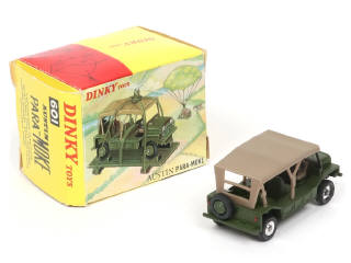 Lot 260 - DINKY TOYS (GB) (1)
