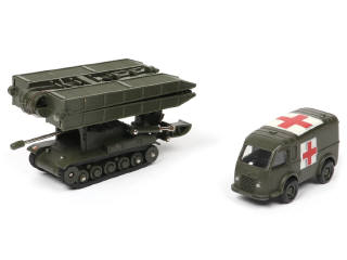 Lot 205 - DINKY TOYS (FRANCE) (2)