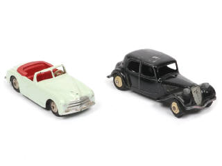 Lot 196 - DINKY TOYS (FRANCE) (2)