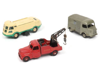 Lot 209 - DINKY TOYS (FRANCE) (3)