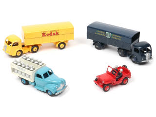 Lot 210 - DINKY TOYS (FRANCE) (4)