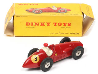 Lot 212 - DINKY TOYS (FRANCE) (8)