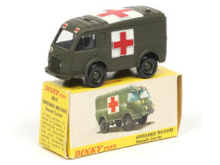 Lot 178 - DINKY TOYS (FRANCE) (1)