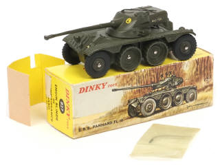 Lot 179 - DINKY TOYS (FRANCE) (1)