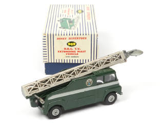 Lot 266 - DINKY TOYS (GB) (1)