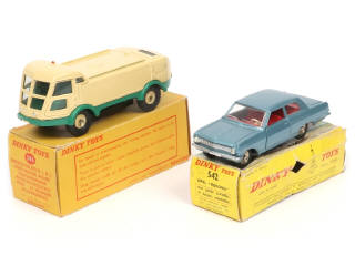Lot 206 - DINKY TOYS (FRANCE) (2)