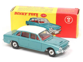 Lot 221 - DINKY TOYS (GB) (1)