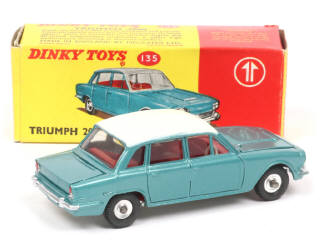 Lot 221 - DINKY TOYS (GB) (1)