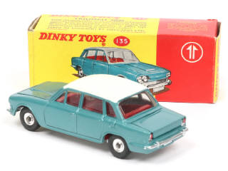 Lot 221 - DINKY TOYS (GB) (1)