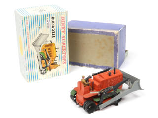 Lot 284 - DINKY TOYS (FRANCE) (1)