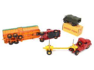Lot 294 - DINKY TOYS (FRANCE) (5)