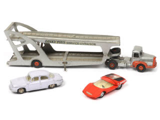 Lot 274 - DINKY TOYS (FRANCE) (3)