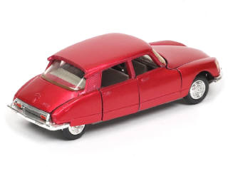 Lot 249 - NOREV - JET CAR (FRANCE) (1)