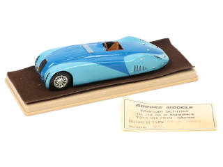 Lot 216 - AURORE MODELS (SUISSE) (1)