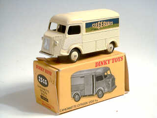 Lot 779 - DINKY TOYS FRANCE (1)