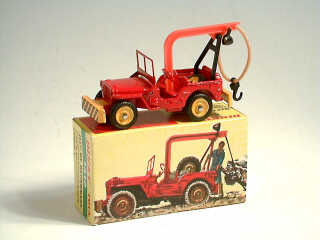Lot 698 - DINKY TOYS FRANCE (1)