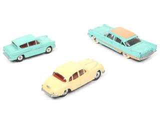 Lot 217 - DINKY TOYS (GB) (3)