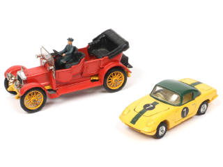 Lot 215 - CORGI TOYS (GB) (2)