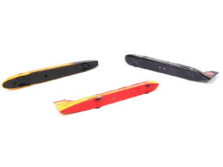 Lot 130 - DIVERS (3)