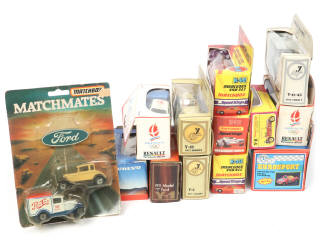 Lot 145 - DIVERS (17)