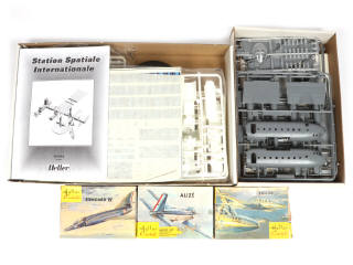 Lot 19 - HELLER (FRANCE) (5)