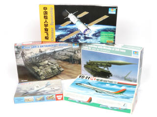 Lot 48 - DIVERS (5)