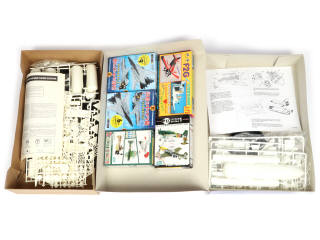 Lot 68 - DIVERS (7)