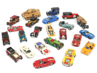Lot 162 - DIVERS (23)