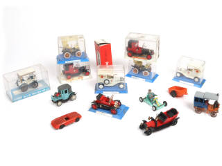 Lot 153 - DIVERS (14)