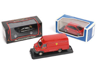 Lot 138 - DIVERS (3)