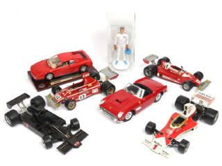 Lot 50 - DIVERS (7)