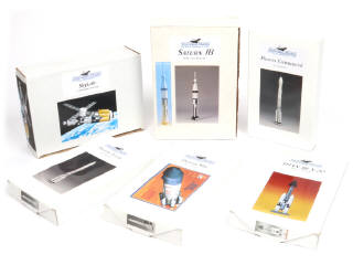 Lot 54 - REAL SPACE MODELS (USA) (6)