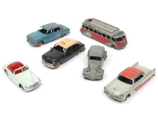 Lot 286 - DINKY TOYS (FRANCE) (6)