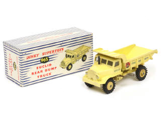 Lot 244 - DINKY TOYS (GB) (1)