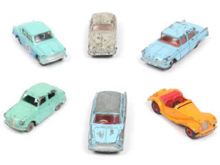 Lot 239 - DINKY TOYS (GB) (6)