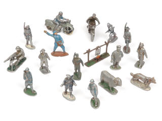 Lot 7 - DIVERS (17)