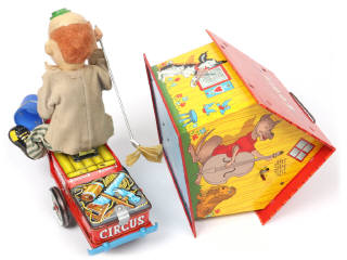 Lot 161 - DIVERS (2)