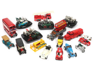 Lot 264 - DIVERS (25)