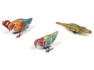 Lot 164 - DIVERS (3)