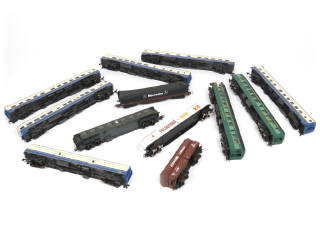 Lot 36 - MÄRKLIN 'HO' (ALLEMAGNE) (12)