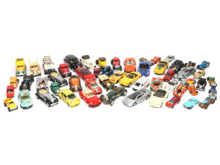 Lot 310 - DIVERS (54)