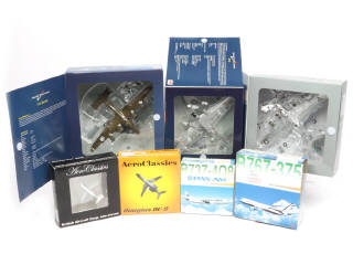 Lot 229 - DIVERS (7)