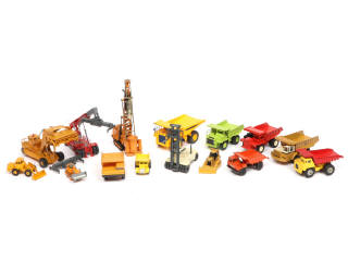 Lot 248 - DIVERS (15)