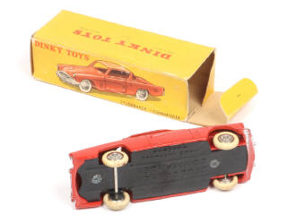 Lot 267 - DINKY TOYS (FRANCE) (1)